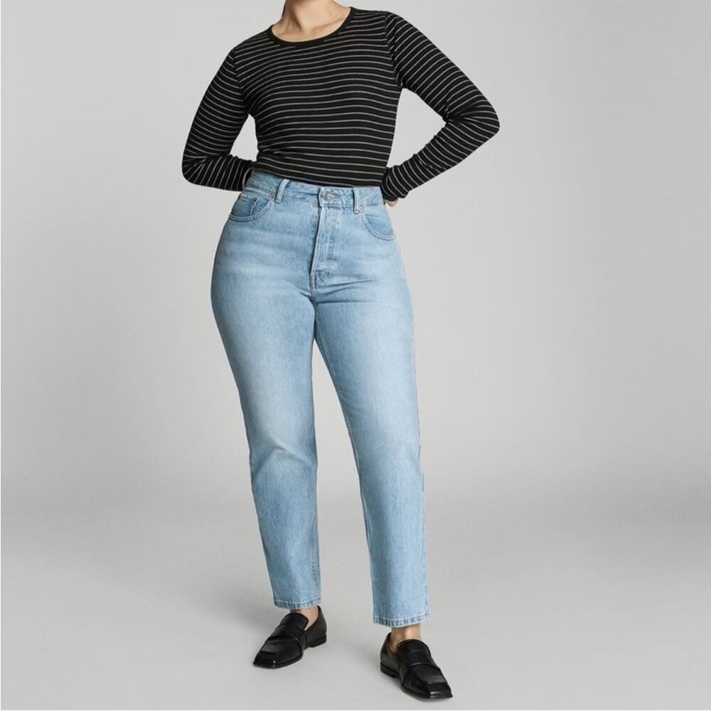 Everlane Women's Light Blue Straight Leg Jeans